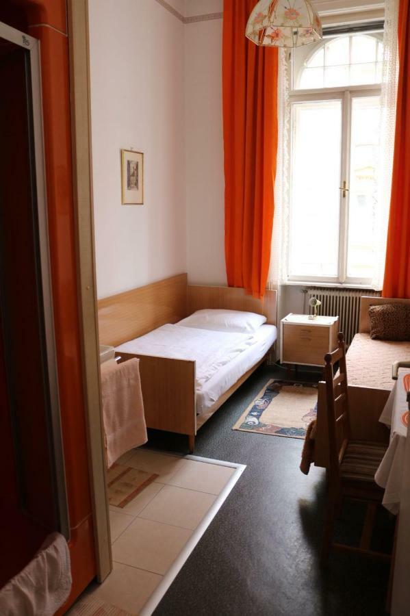 Pension Reimer Wien Exteriör bild